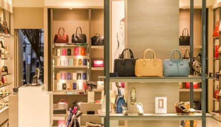 Farinia_Fashion_Luxury